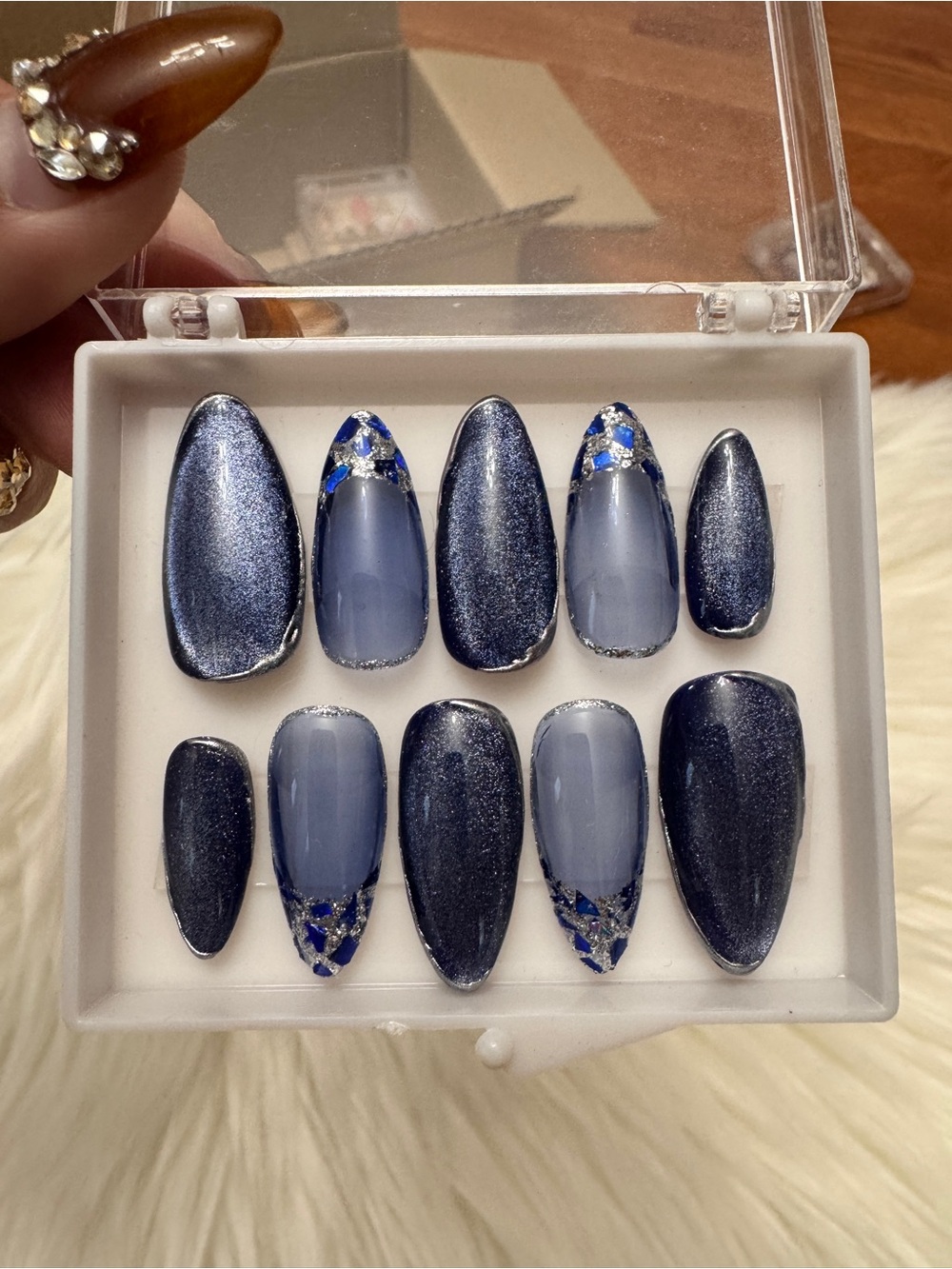 Shimmery Slate Blue Cat-eye Press-On Nails